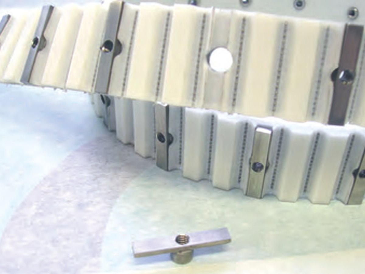 Polyurethane belt profiles and cleats